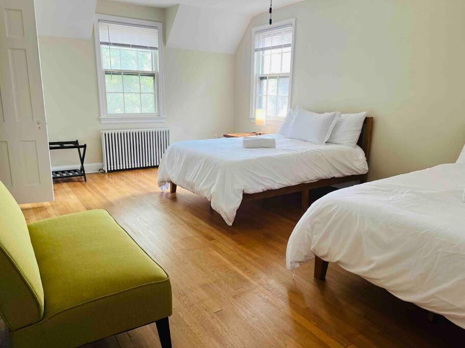 Dc'S Best Location 4 Bed With Parking Walk To Metro And Nightlife Bethesda Row Chevy Chase Exterior photo