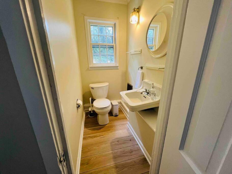 Dc'S Best Location 4 Bed With Parking Walk To Metro And Nightlife Bethesda Row Chevy Chase Exterior photo