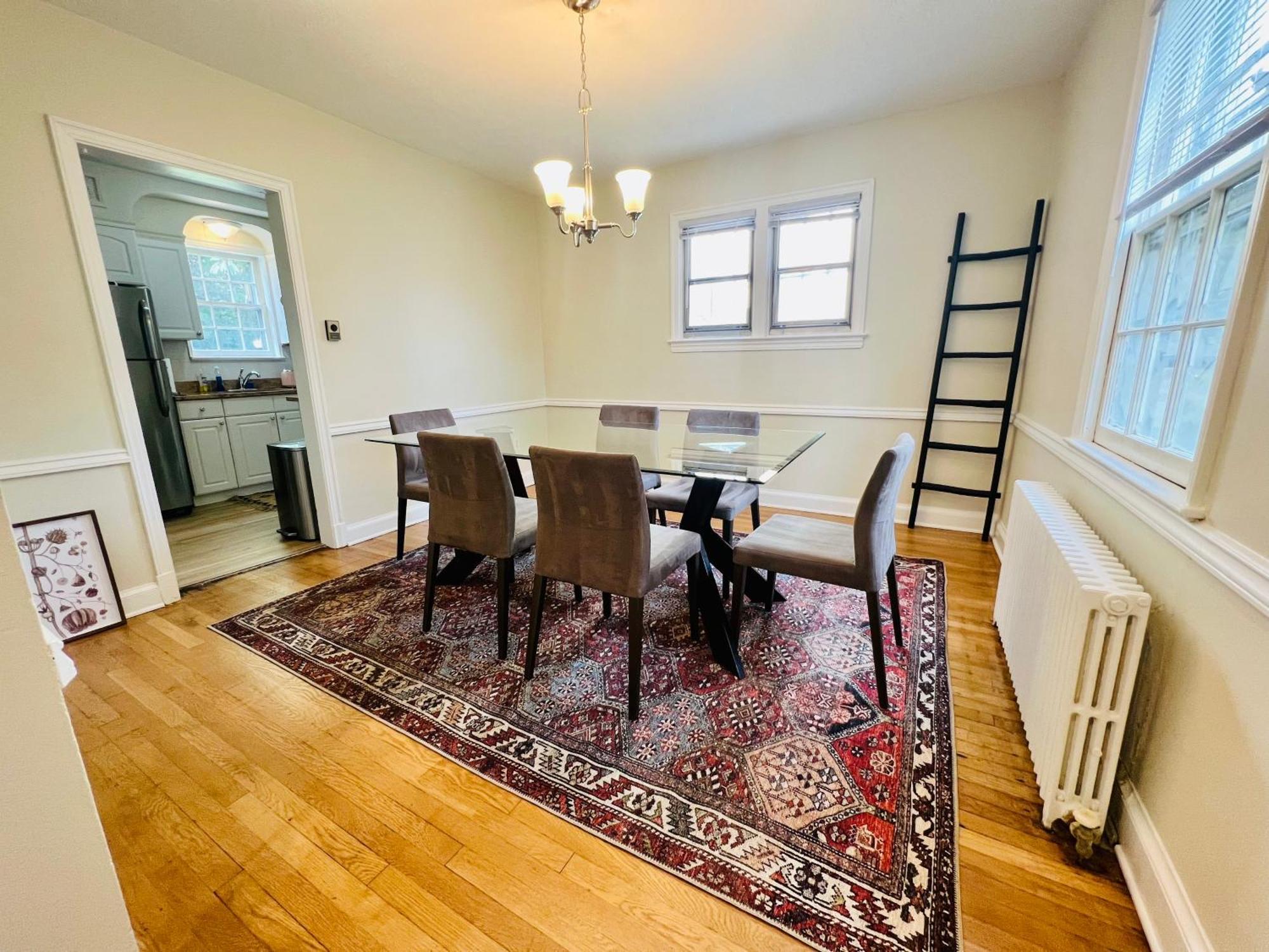 Dc'S Best Location 4 Bed With Parking Walk To Metro And Nightlife Bethesda Row Chevy Chase Exterior photo